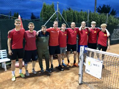 FUSSBALLTENNIS-TURNIER DER REKORDE